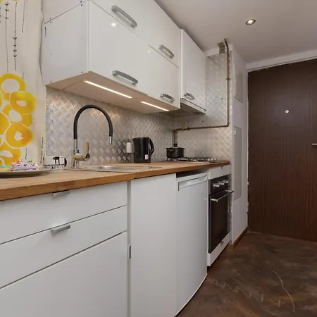 Apartmán Cozy For 3 Guests Near Centrum Praskie Koneser By Renters Varšava